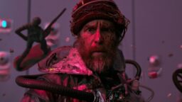 Miksi Pirates of the Caribbean -ohjaajan uutuusleffaa jouduttiin odottamaan lähes vuosikymmen?